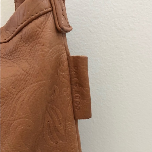 Day and Mood Hobo Saddle Bag Tan/Brown - Picture 4 of 9